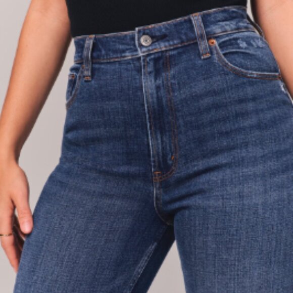 Ankle Straight Distressed Jeans - Picture 3 of 11